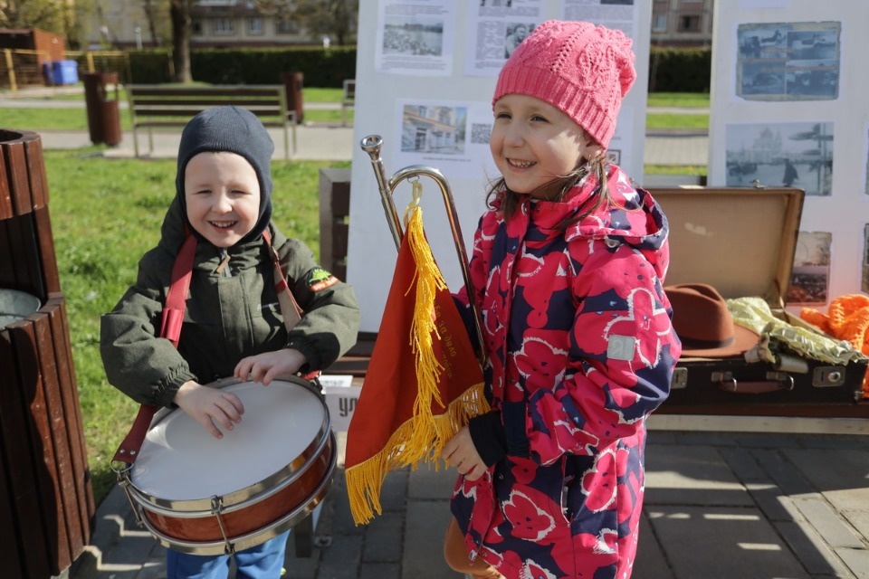  «Место встречи» - СССР