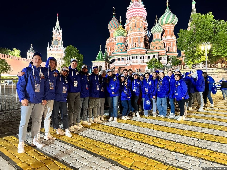 Жительница Невельского района стала одним из волонтеров на параде Победы в Москве