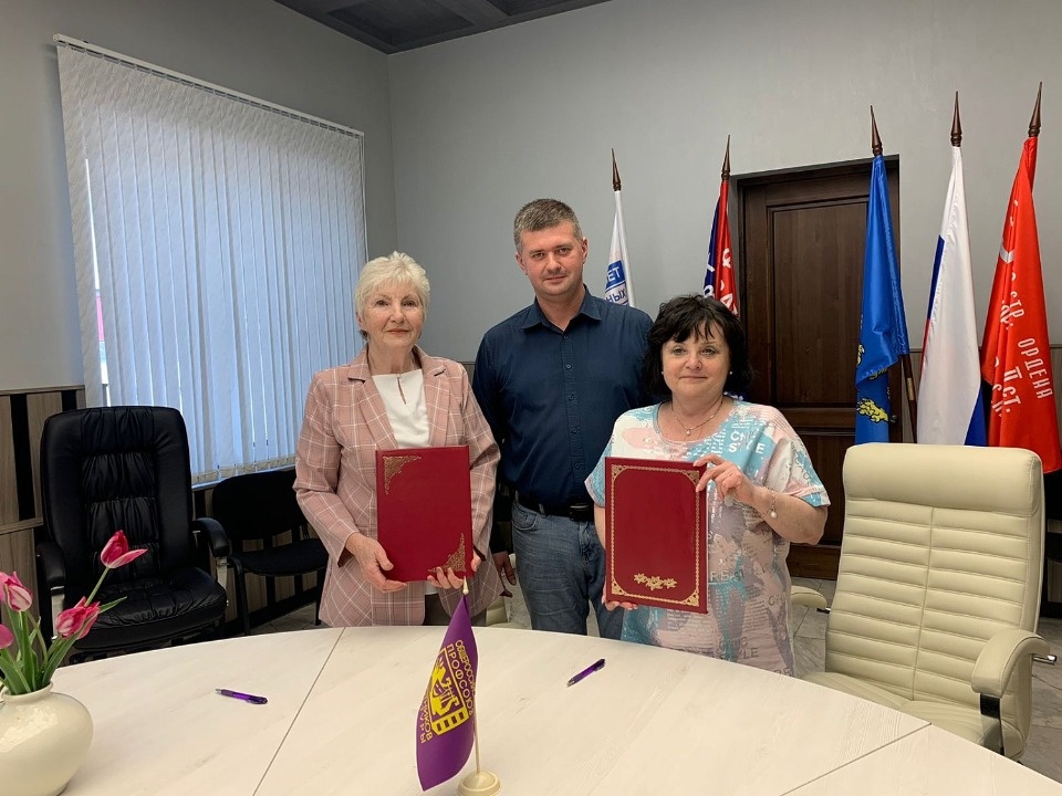 Соглашение о сотрудничестве заключили профсоюзы работников культуры Пскова и Твери