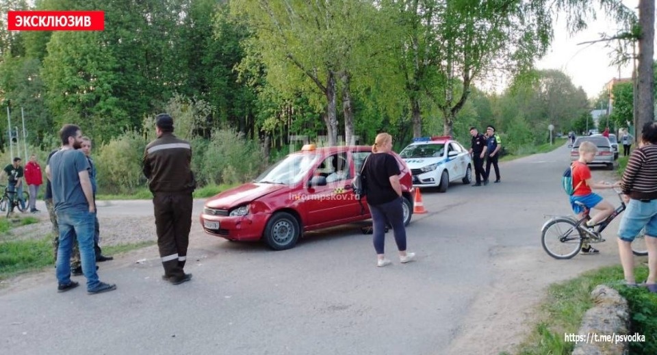 Виновного в ДТП в Опочке 11-летнего подростка госпитализировали