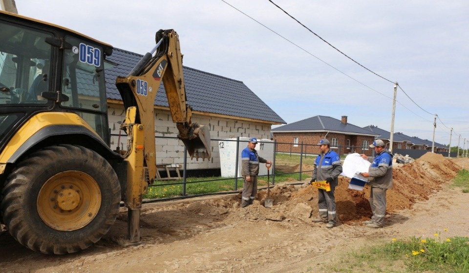 В Псковском районе началось строительство газопровода для догазификациии деревни Федоровщина