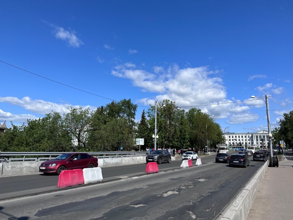 Вторую половину Ольгинского моста в Пскове перекроют до 3 июля Вторую половину Ольгинского моста в Пскове перекроют до 3 июля