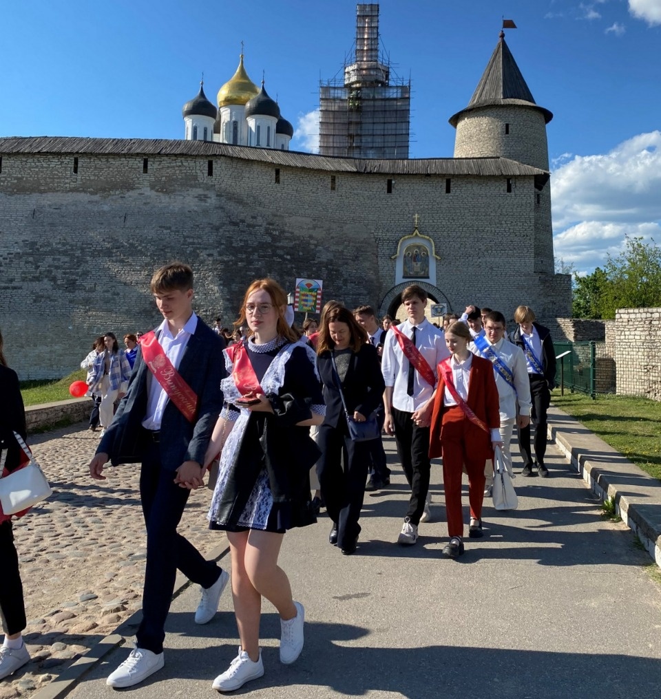 Продажу алкоголя запретят в Пскове 23 мая