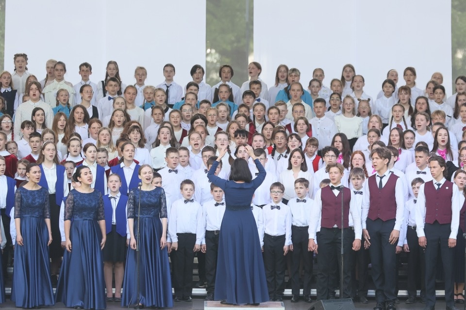 Спели дружно