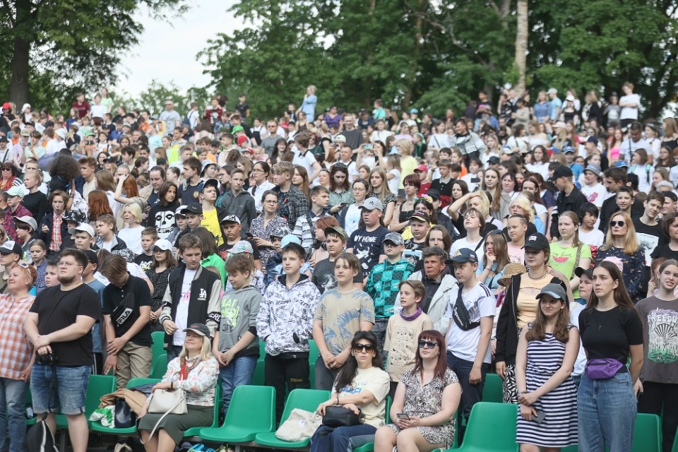 Спели дружно