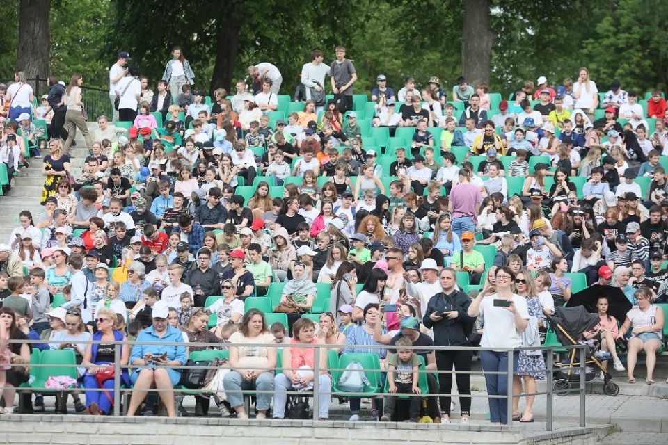 Спели дружно