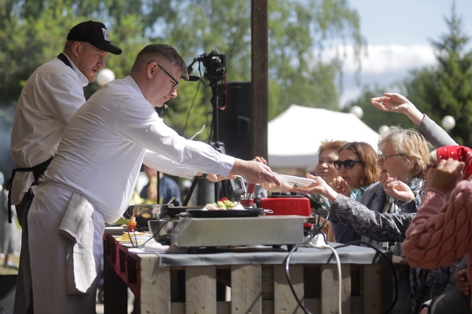 Вкусный май