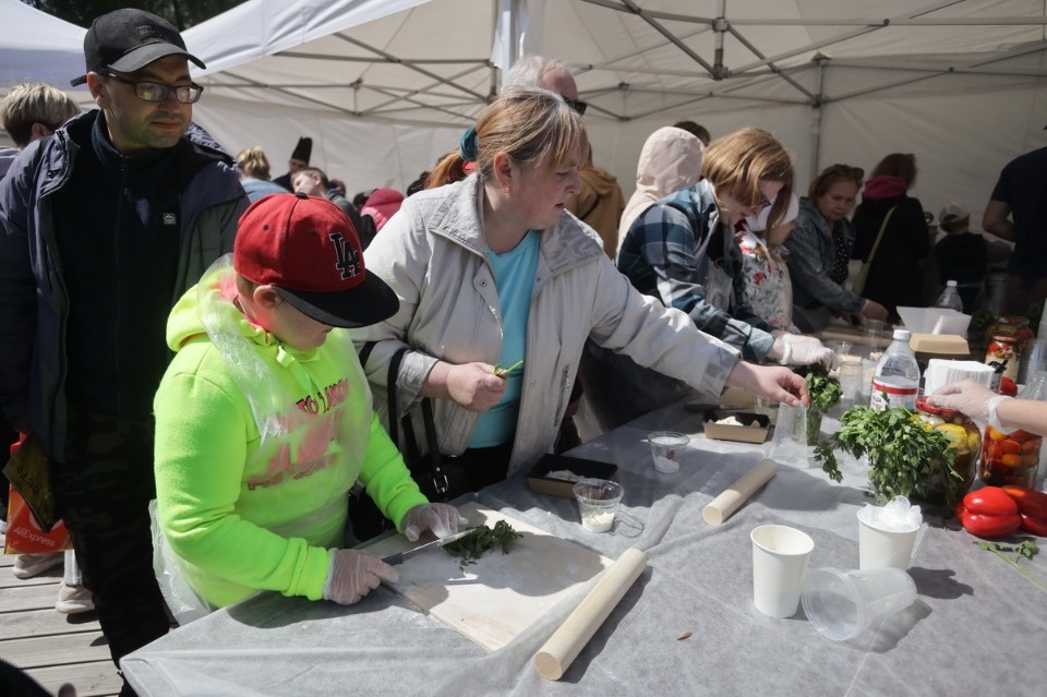 Вкусный май