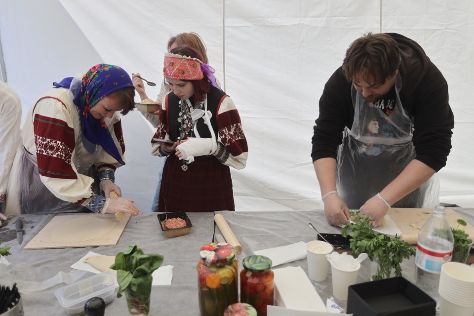 Вкусный май