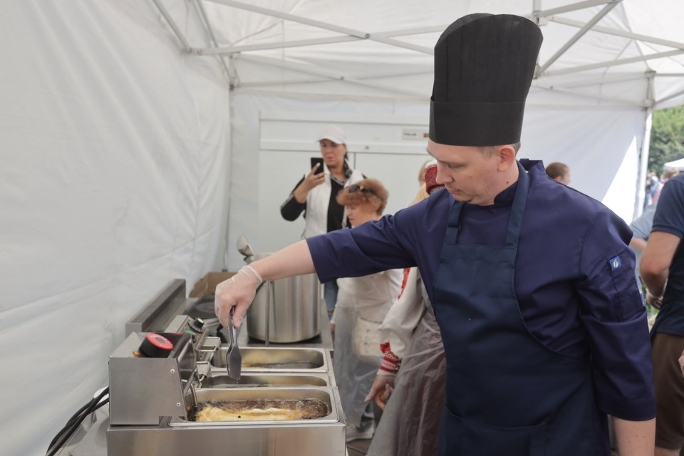 Вкусный май