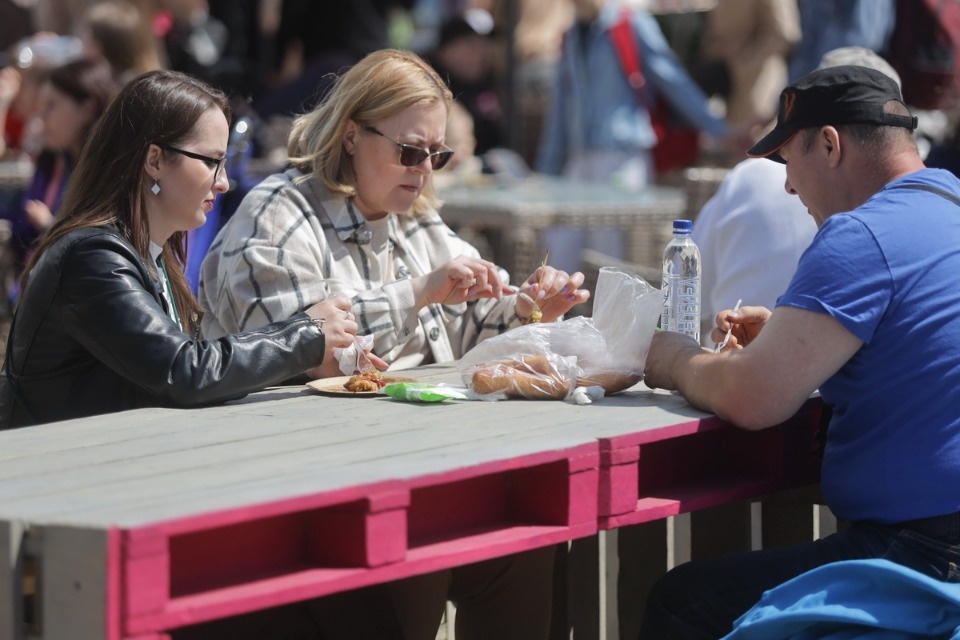 Вкусный май