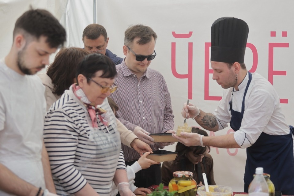 Вкусный май