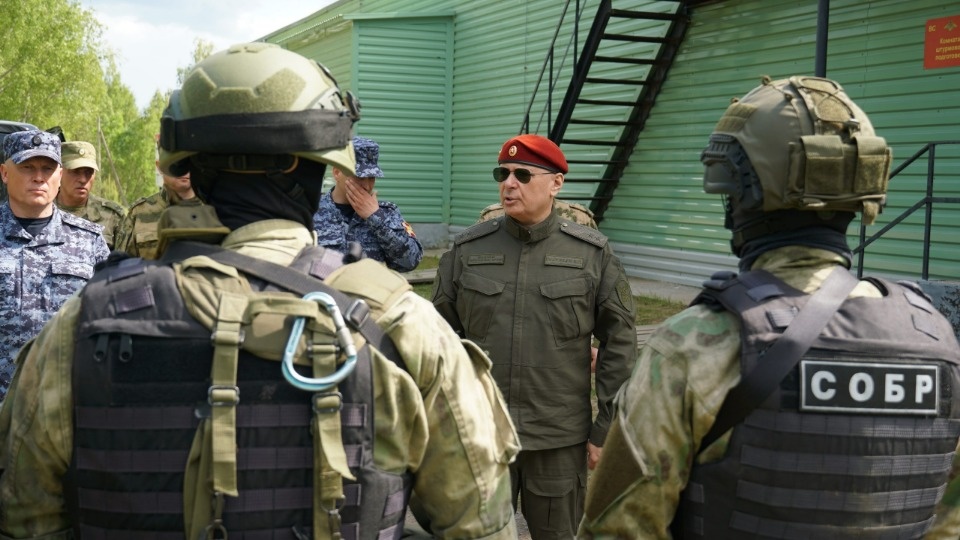 Командующий Северо-Западным округом Росгвардии проверил готовность подразделений в Псковской области 