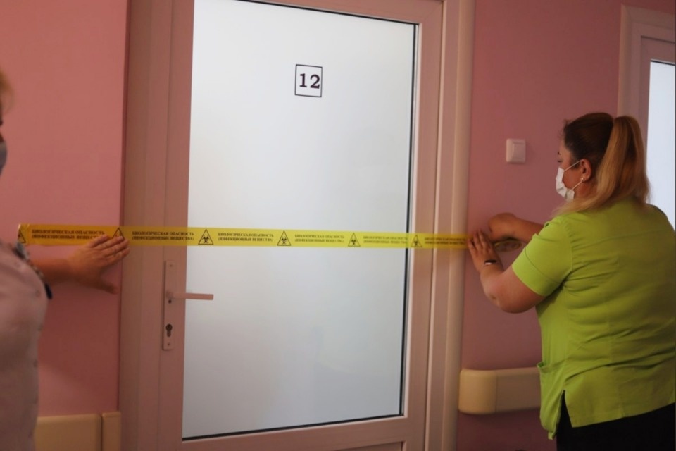 Учения по борьбе с холерой провели врачи Псковской областной больницы Учения по борьбе с холерой провели врачи Псковской областной больницы