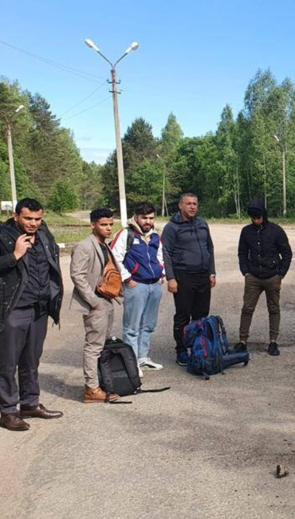 Пять иностранцев пытались пересечь российско-белорусскую границу через Псковскую область 