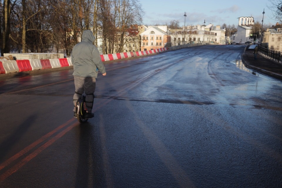 Раньше срока планируют завершить ремонт Троицкого моста в Пскове 