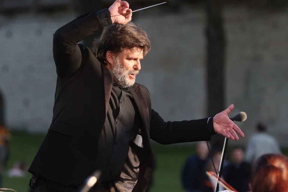 Лучше хором