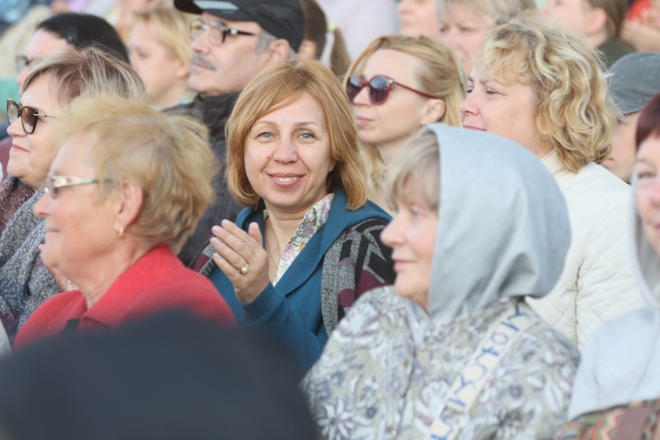 Лучше хором