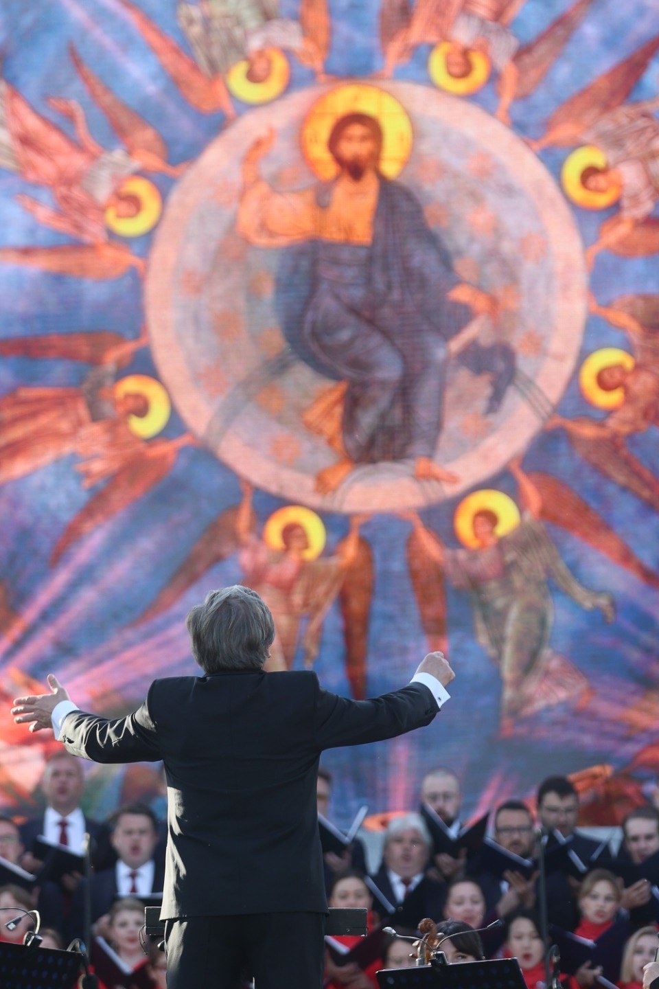 Лучше хором