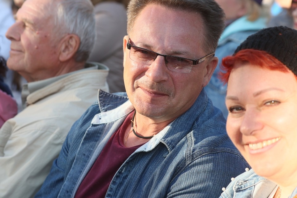 Лучше хором