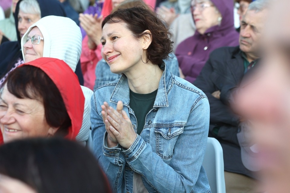 Лучше хором