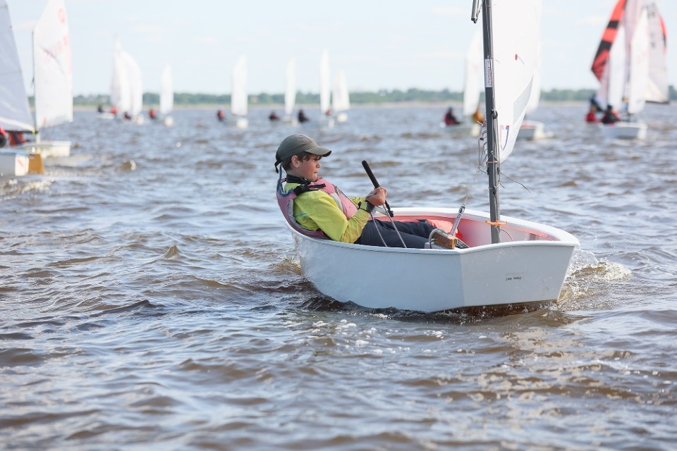 На всех парусах