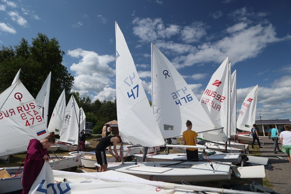 На всех парусах