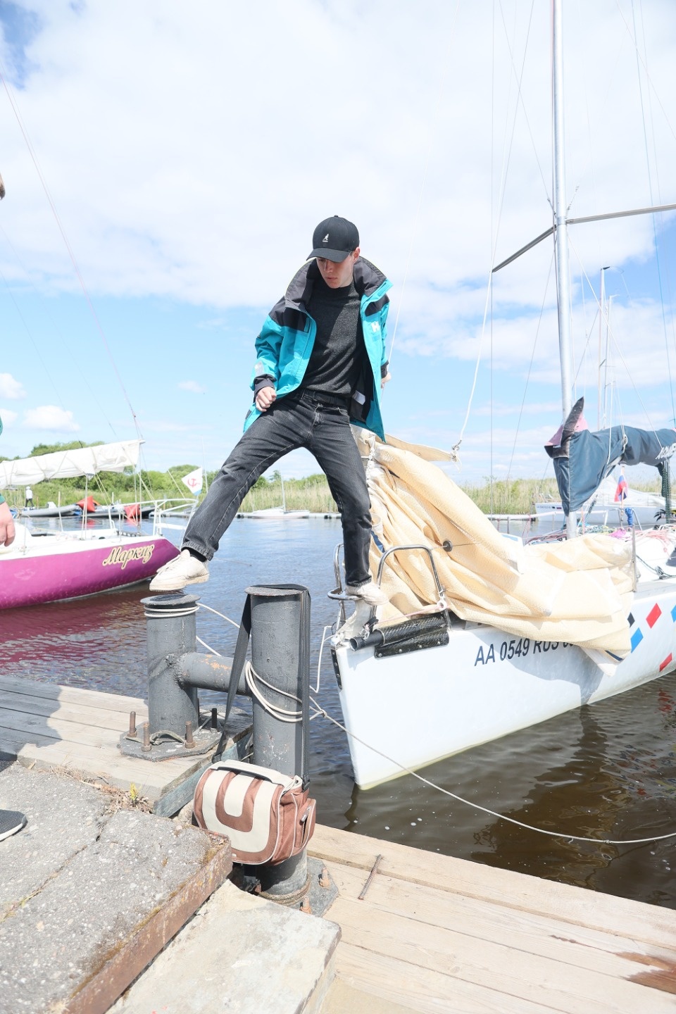 На всех парусах