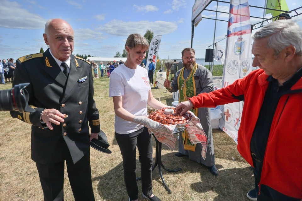 На всех парусах