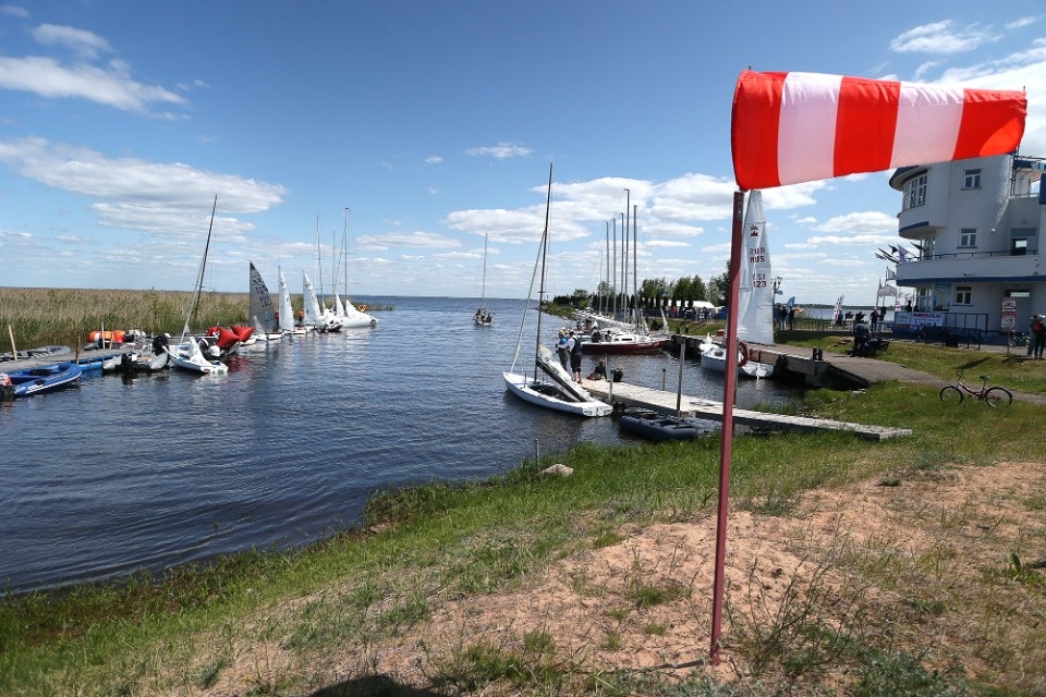 На всех парусах