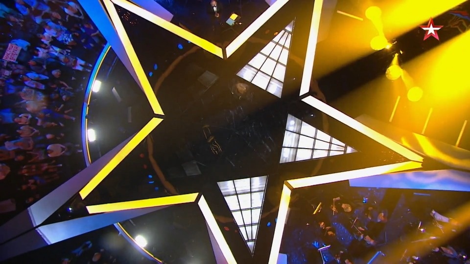 Псковичка Анастасия Куклина исполнила рок-композицию в финале всероссийского телеконкурса «Звезда»