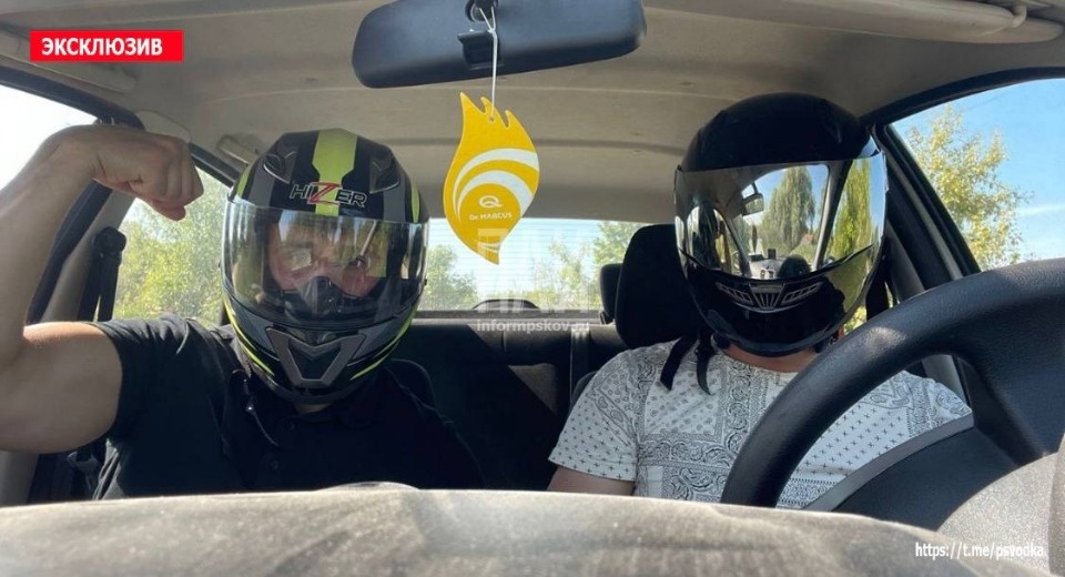 Полицейские нашли подозреваемого в краже мотоциклетных шлемов в Порхове Полицейские нашли подозреваемого в краже мотоциклетных шлемов в Порхове