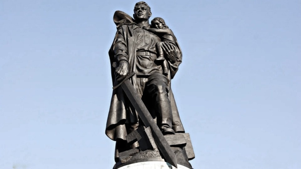 В июне 41-го. Первые дни войны