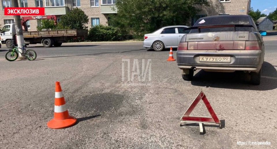 Велосипедист-подросток и автомобиль столкнулись в Невеле Велосипедист-подросток и автомобиль столкнулись в Невеле