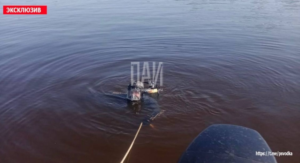 В Псковском озере обнаружили тело пенсионера В Псковском озере обнаружили тело пенсионера