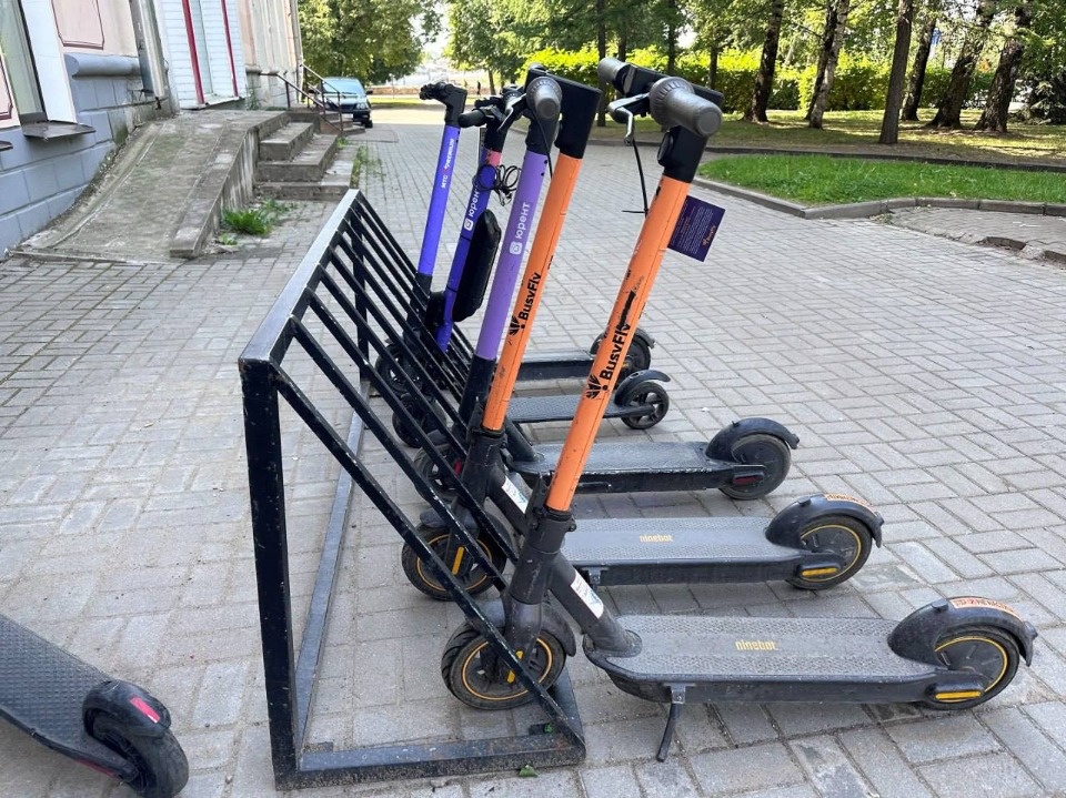 Для псковских самокатов установлены ограничения Для псковских самокатов установлены ограничения