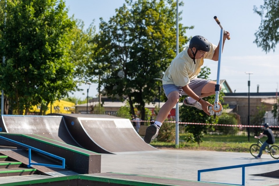 В фестивале уличных видов спорта «Движение улиц» в Пскове поучаствовали свыше 150 спортсменов