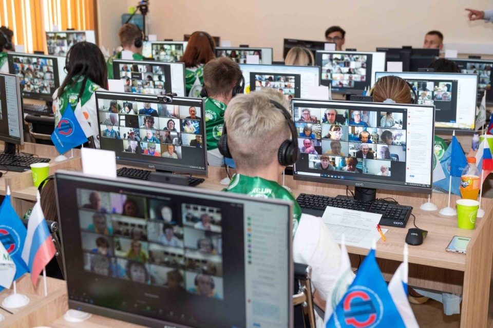 Псковская пенсионерка получила приз в спецноминации всероссийского чемпионата по компьютерному многоборью