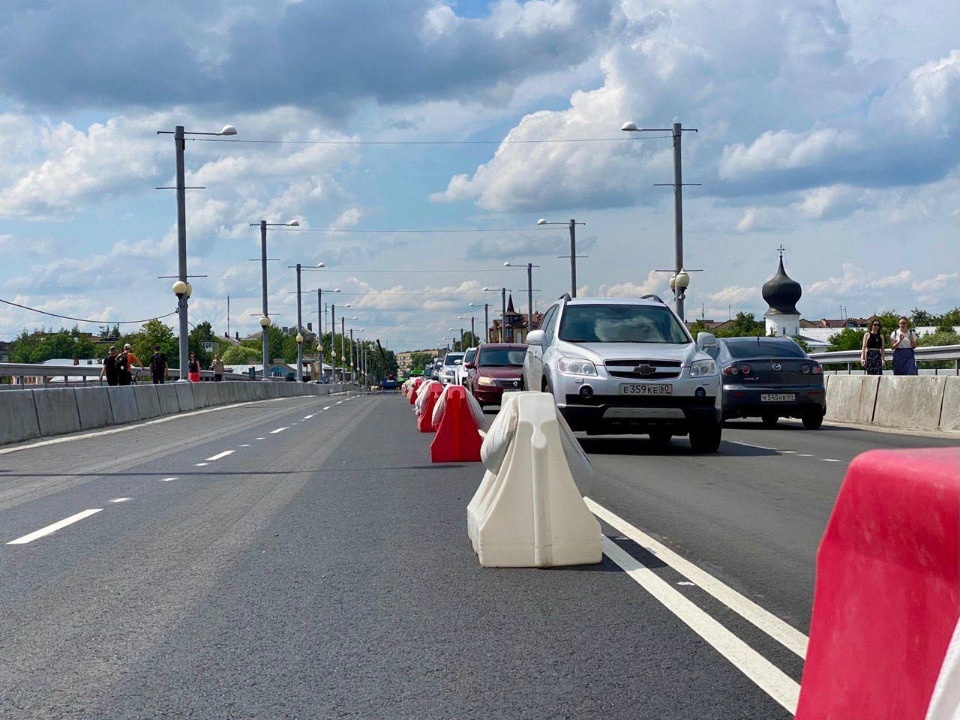 В Пскове полностью открыли движение на Ольгинском мосту В Пскове полностью открыли движение на Ольгинском мосту