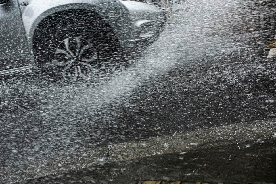 Синоптики предупредили жителей Псковской области о непогоде 29 июня