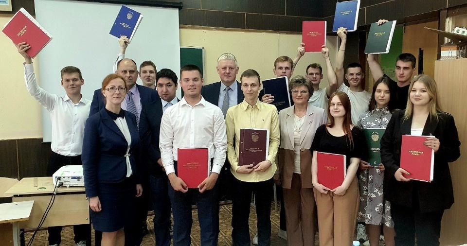 Псковские газовики принимают экзамены у студентов колледжа ПсковГУ