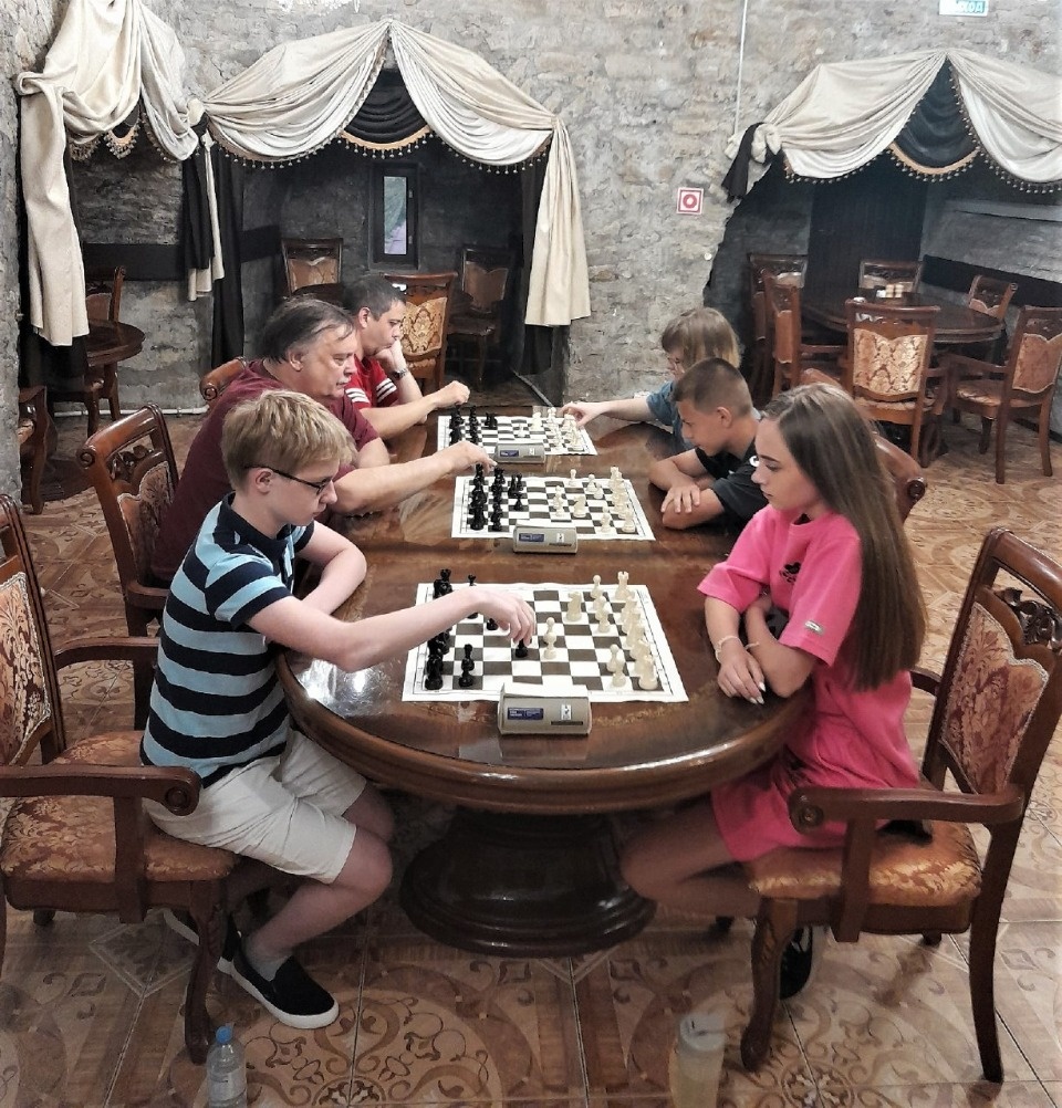 Призовые места завоевали псковичи на международном шахматном турнире