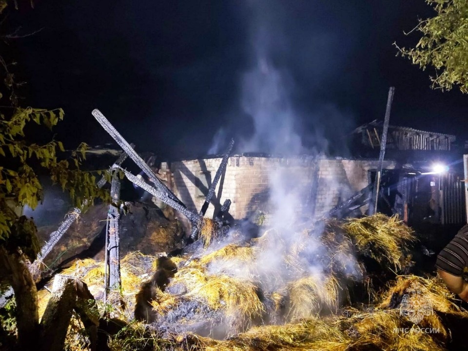 Два пожара произошли в Псковской области из-за короткого замыкания