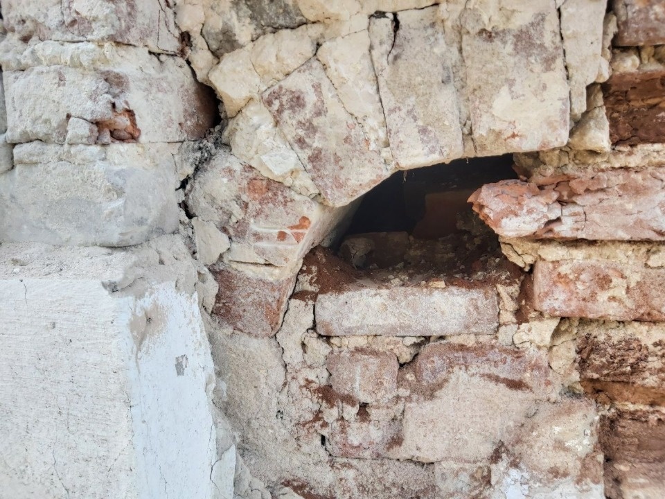 Реставраторы начали раскрывать ранее неизвестные конструкции церкви Михаила Архангела в Пскове