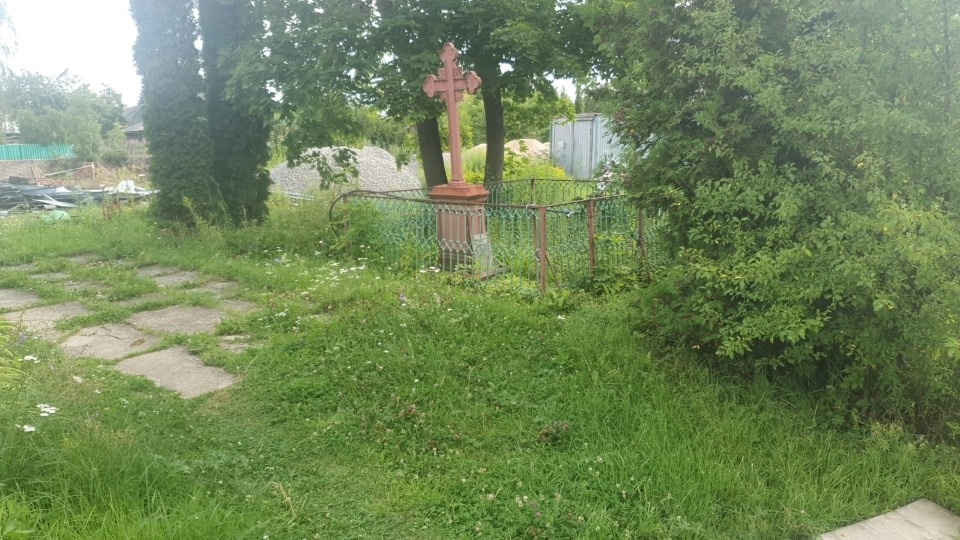 На старинном погосте перезахоронят найденные при прокладке кабеля в Печорах костные останки