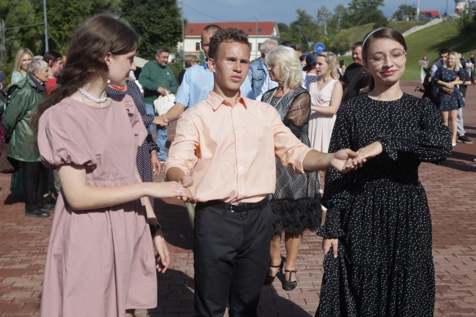 «Чай, кофе, потанцуем!»