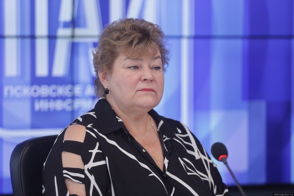 Жители Псковской области могут выбрать между льготными лекарствами и денежной компенсацией их стоимости