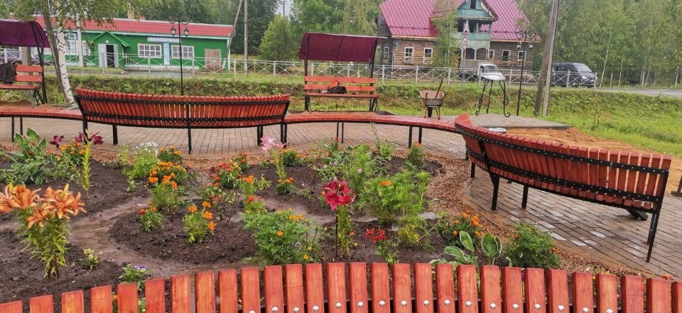 В усвятской деревне Церковище завершается благоустройство парка имени Ольги Сергеевой