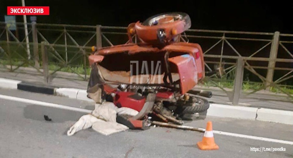 Смертельное ночное ДТП с мотоциклистом произошло в Куньинском районе