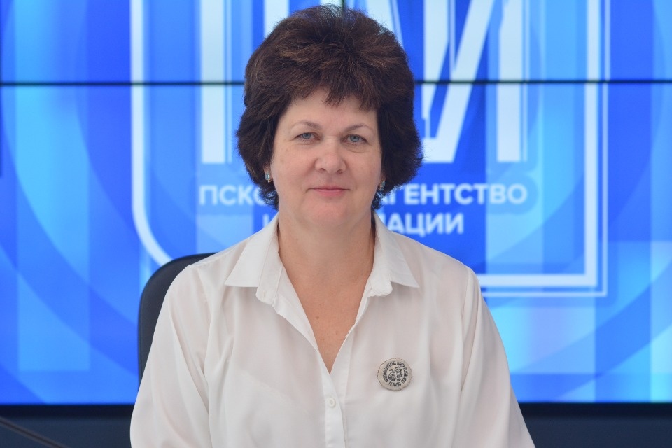 Из-под земли достали